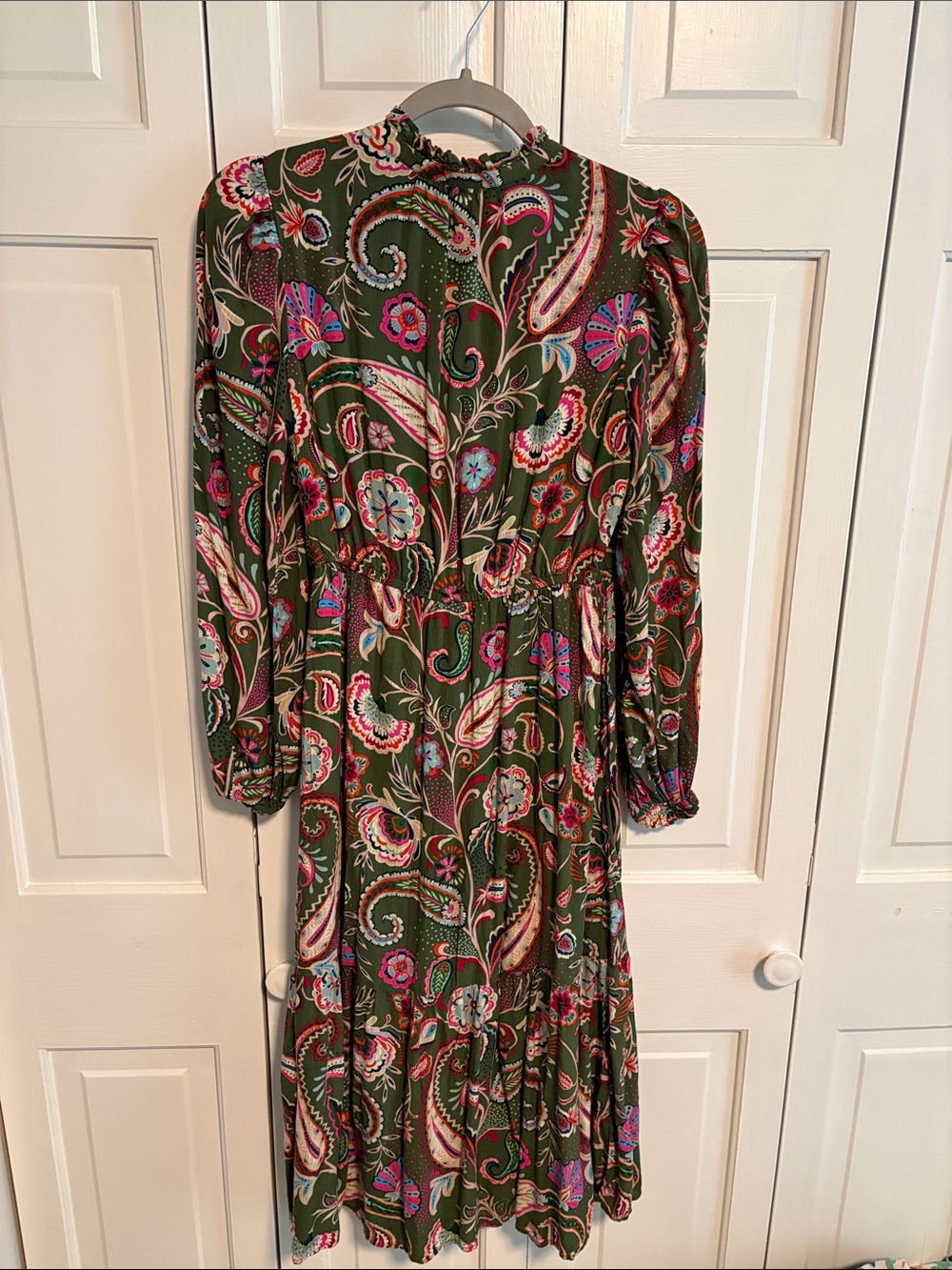 LOFT Olive Multicolor Paisley Long-Sleeve Tiered Dress - Picture 3 of 3